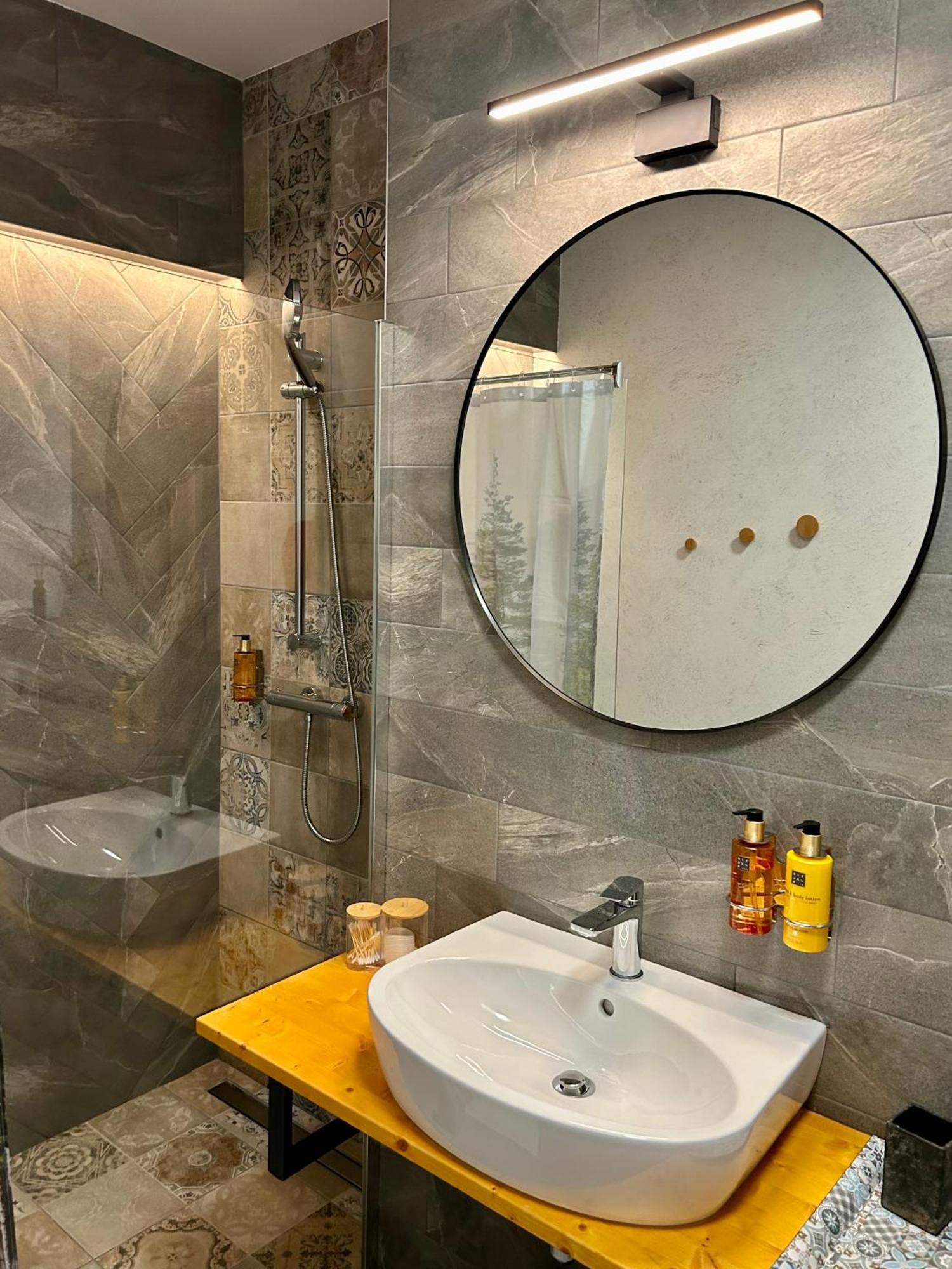 Blue Mountain Residence Braşov Habitación foto